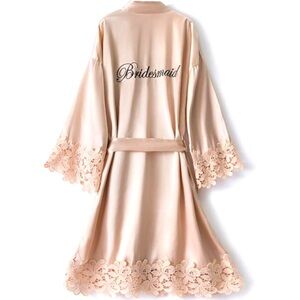 NWT Short Lace Trim Silk Kimono Robe